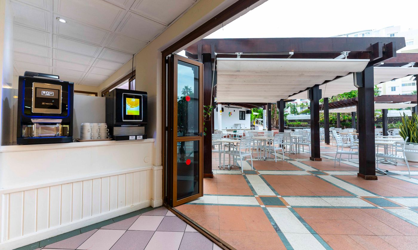 ONA-Palm-Beach-General-view-27