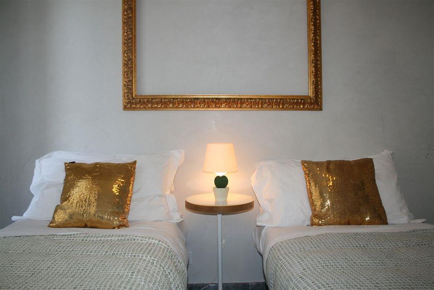 Golden Rooms-Italy-ROME-General view-4