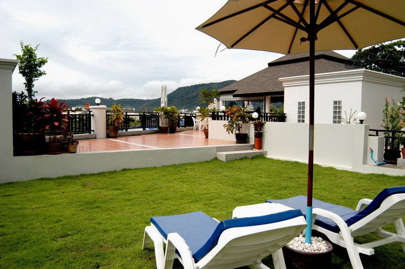 Leelawadee-Boutique-Hotel-Lobby-9