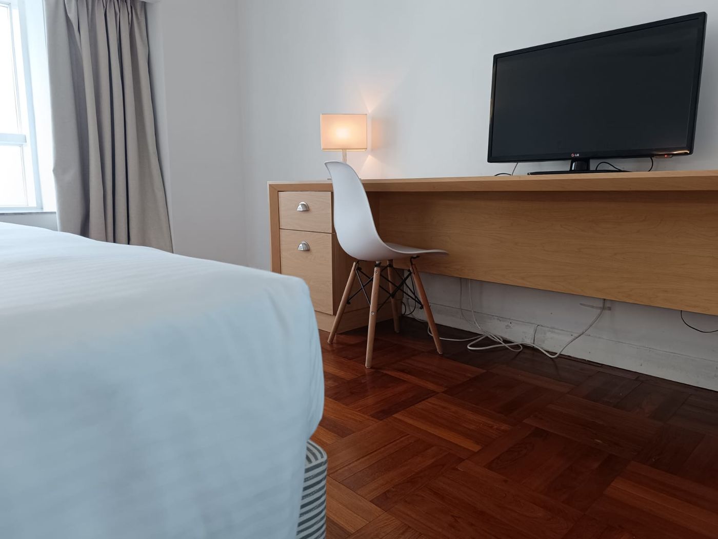 Caritas-Oswald-Cheung-International-House-Room-3