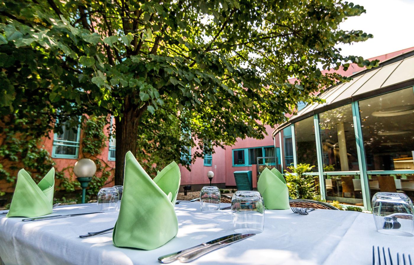 Holiday-Inn-Budapest---Budaors-Restaurant-67