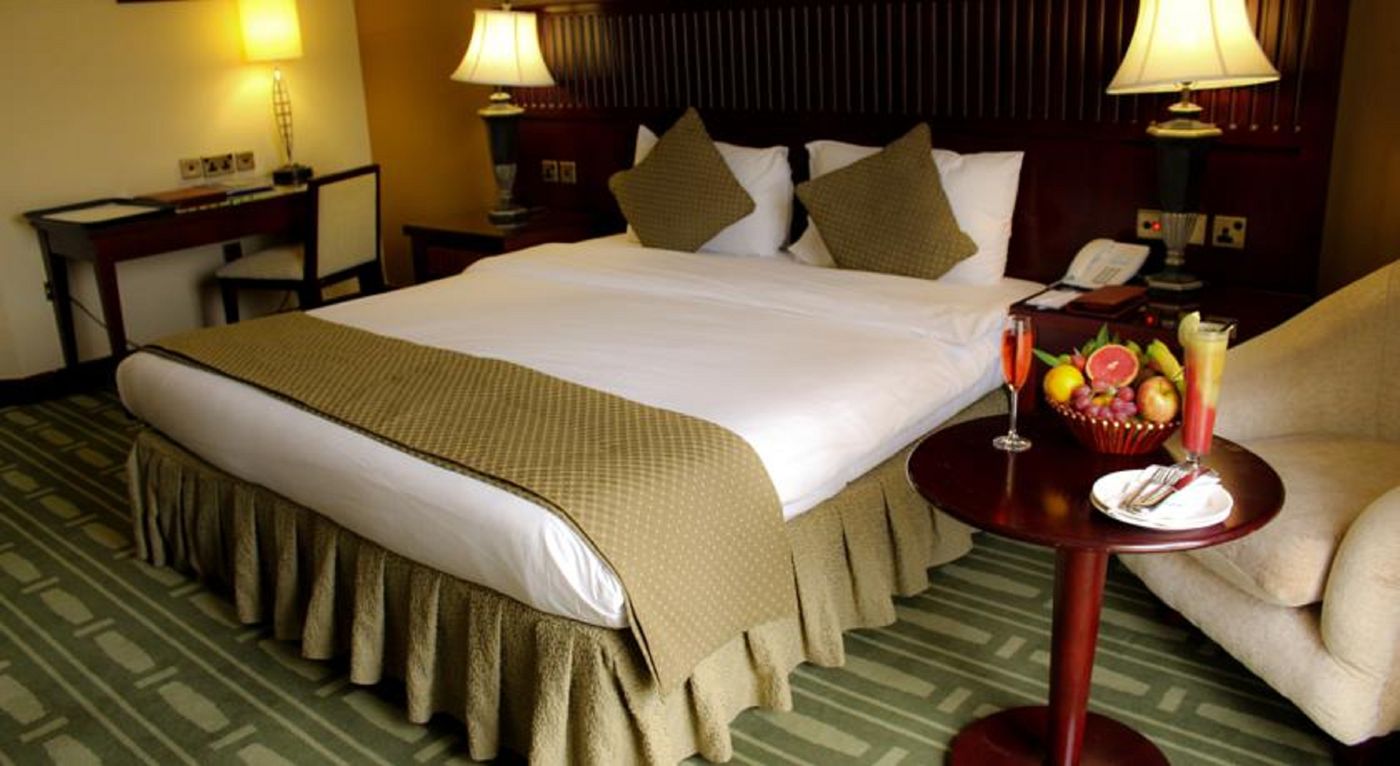 Golden-Tulip-Khatt-Springs-Hotel-and-Spa-Room-6