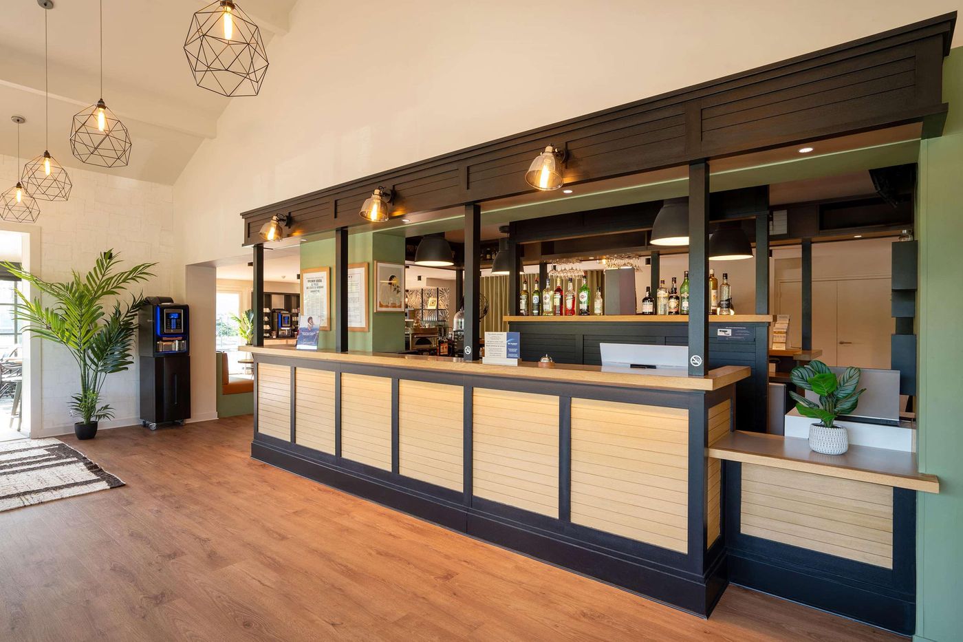 Best Western Bourgoin Jallieu - France - Bourgoin-Jallieu - Lobby - 9