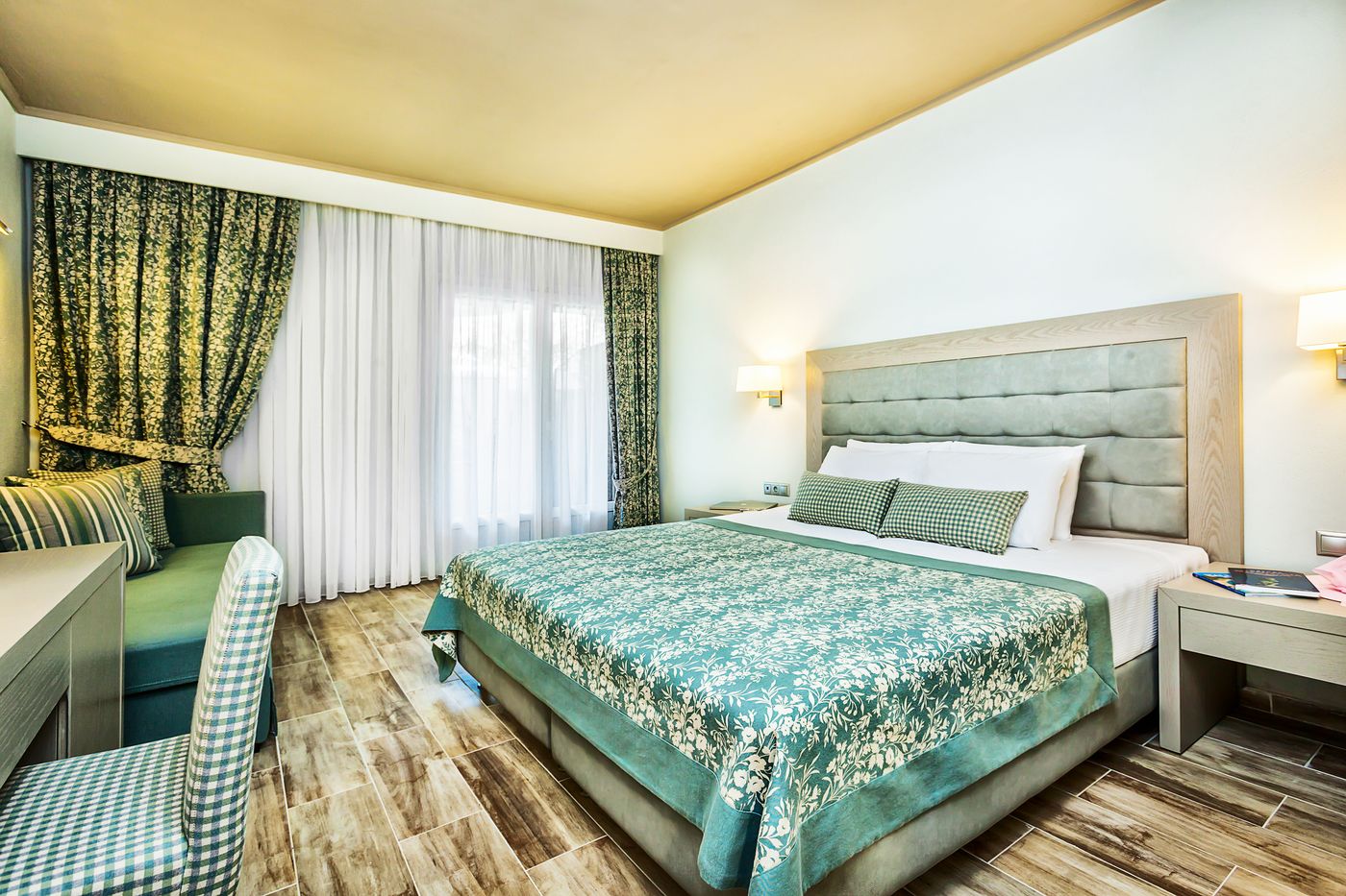 Anastasia-Resort-Room-31