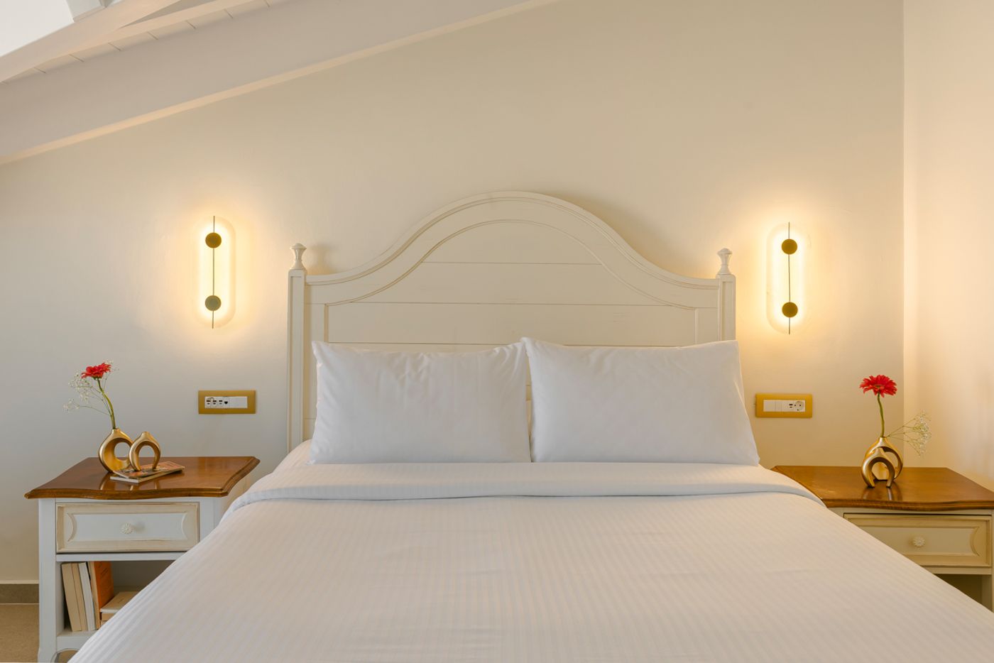 The-Alley-Hotel-Room-29