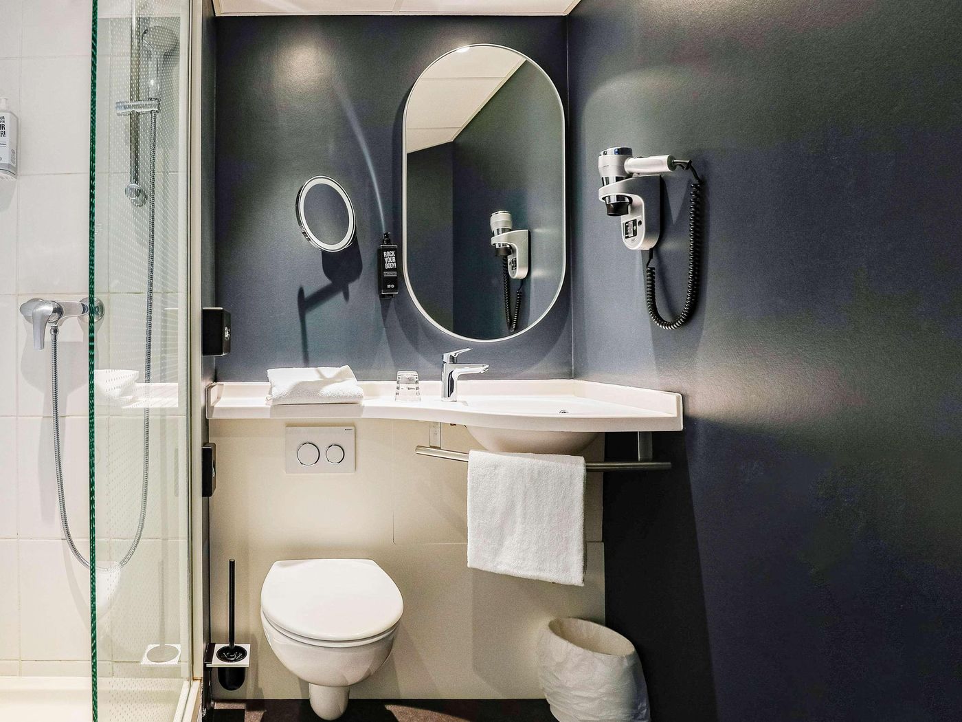 ibis-Luxembourg-Aeroport-Room-33