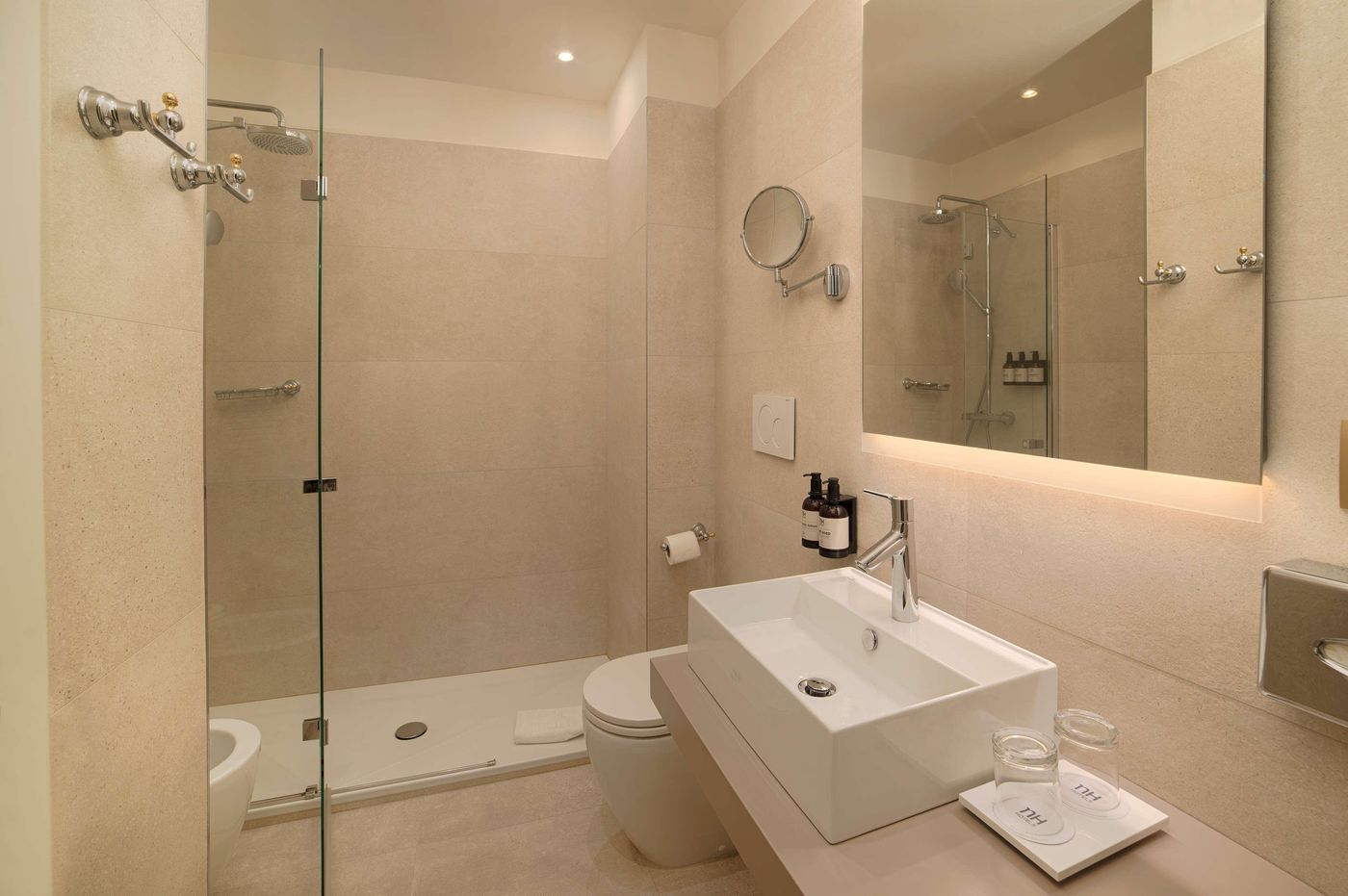 NH-Venezia-Santa-Lucia-Room-40