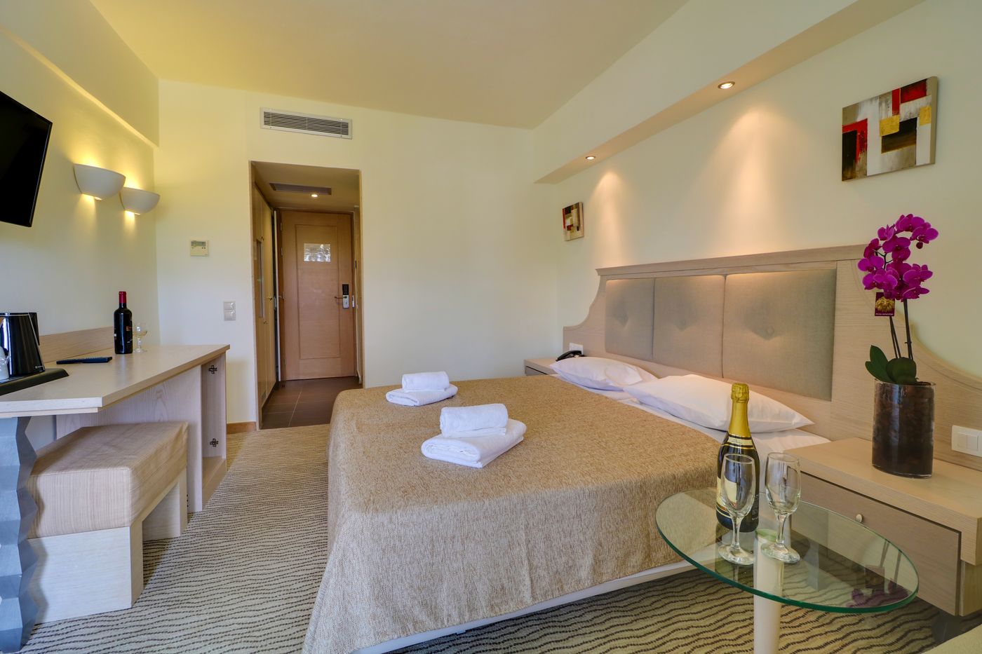 Bomo-Olympus-Grand-Room-28