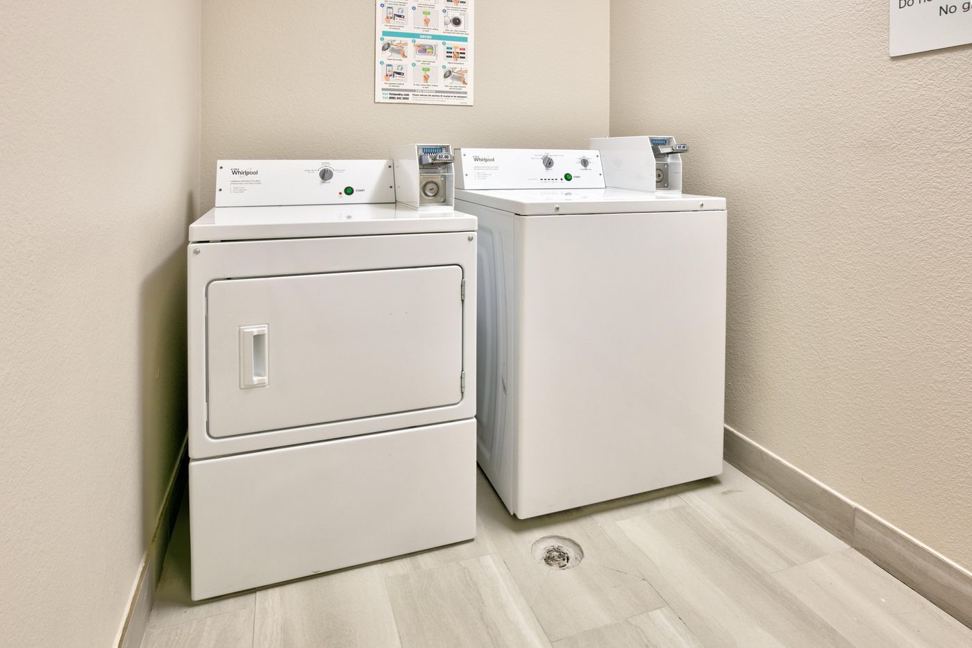 Holiday Inn Express and Suites North Dallas at Pre-United States-DALLAS-General view-6