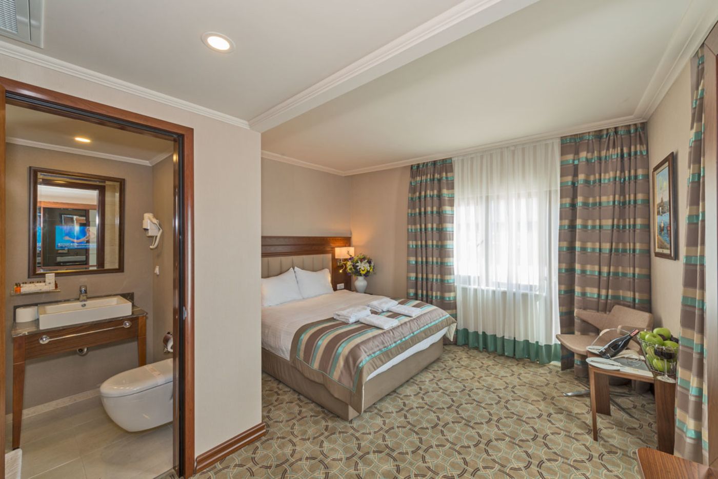 Bekdas-Hotel-Deluxe-Room-27