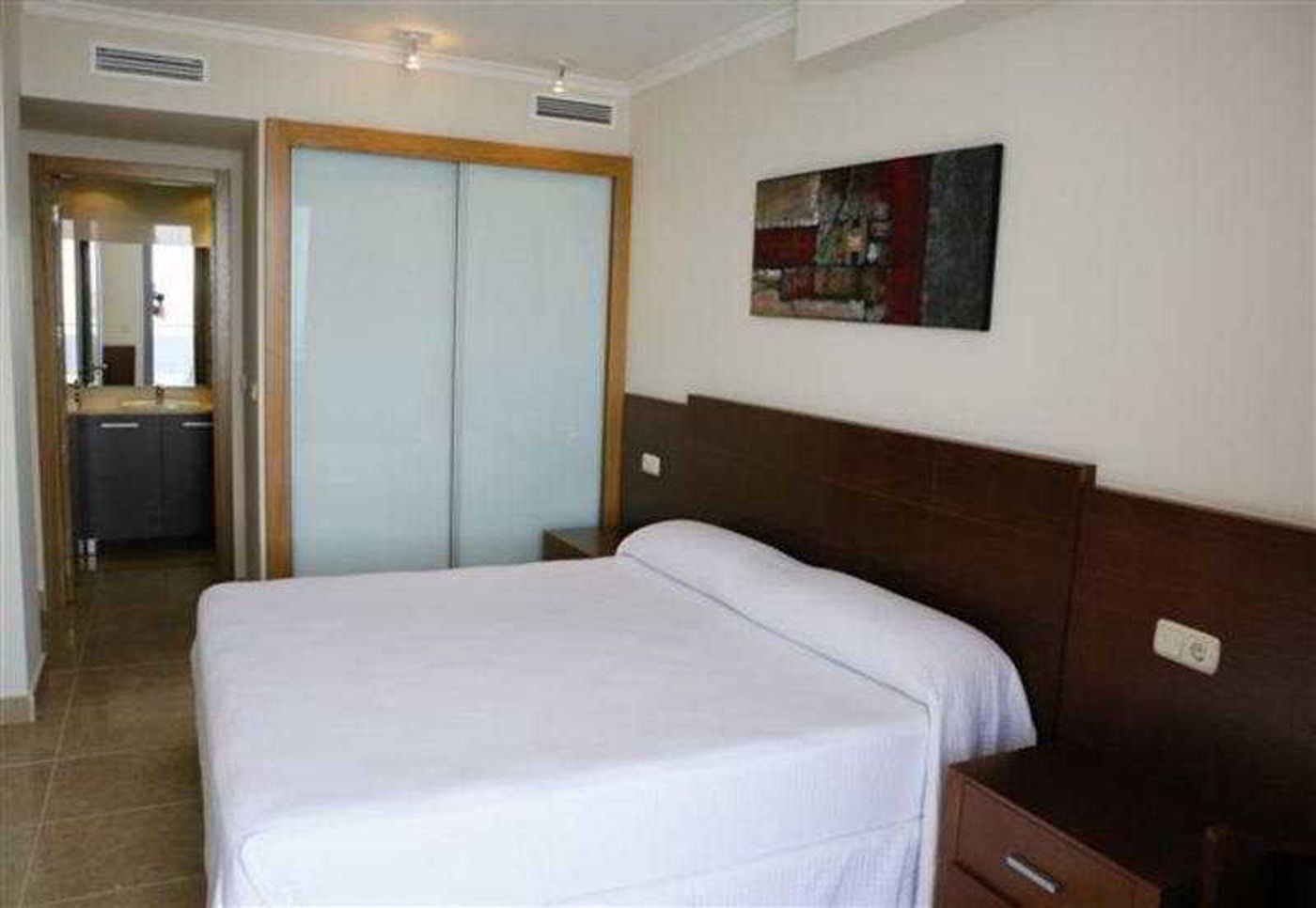ESTIMAR-Calpe-Apartments-2---Two---Adults-Only--16---Room-22