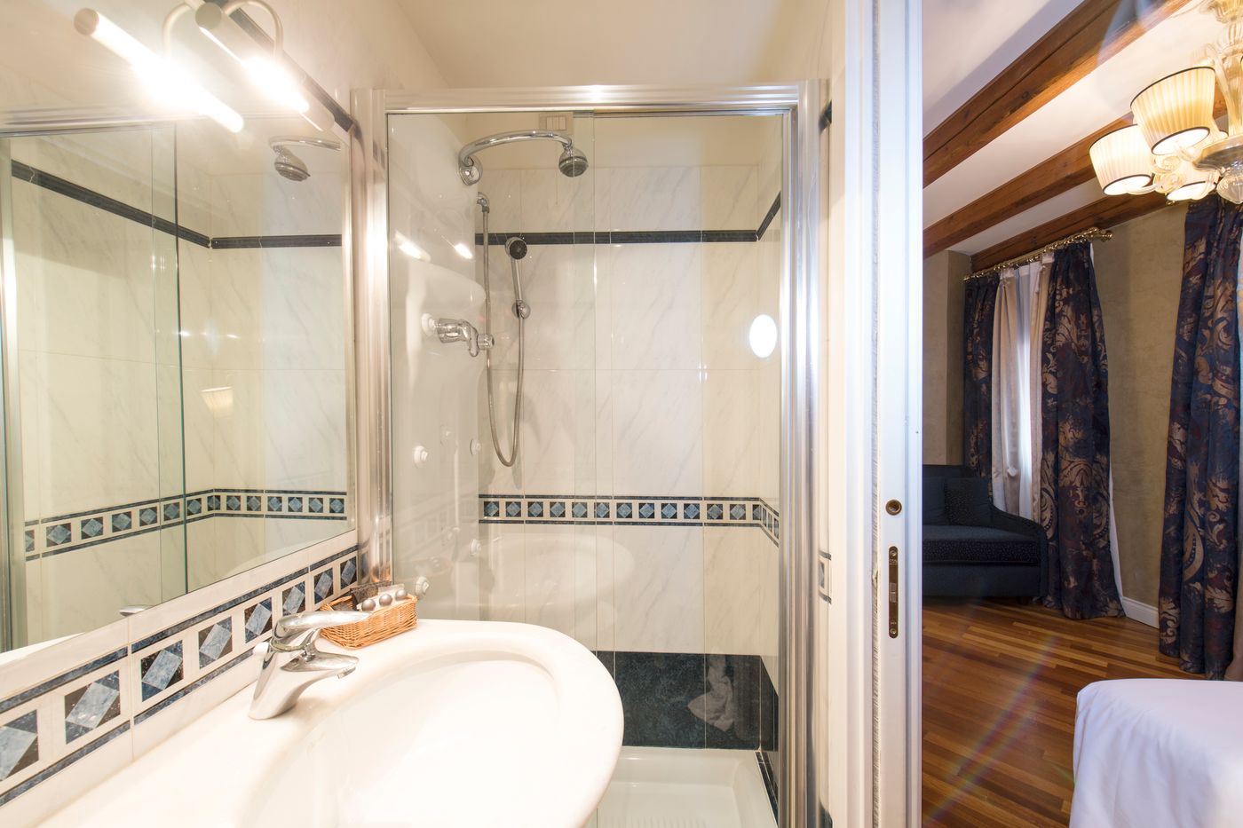 Campiello-Hotel-Room-49