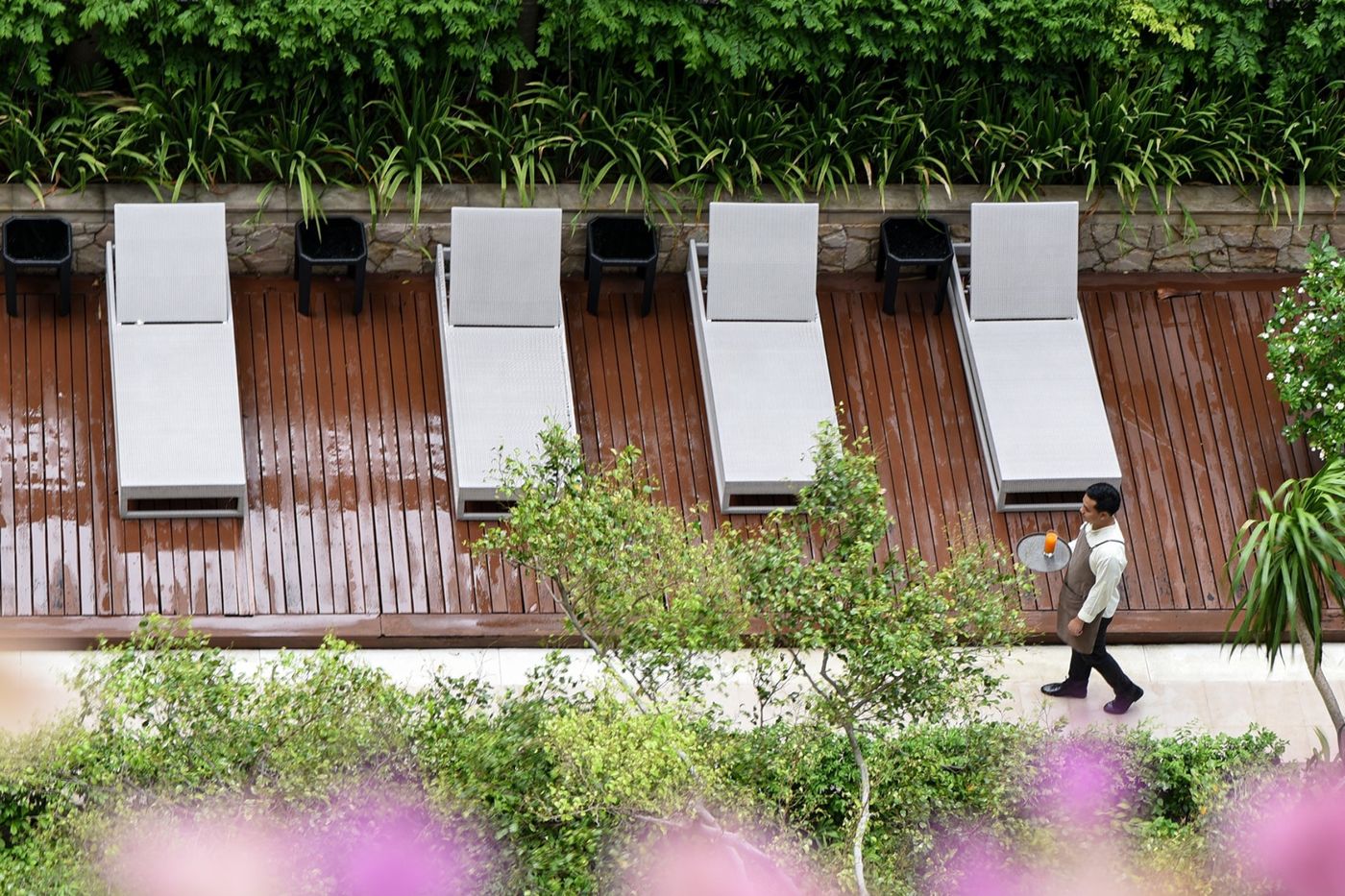 Dusit-Suites-Hotel-Ratchadamri--Bangkok-Terrace-40