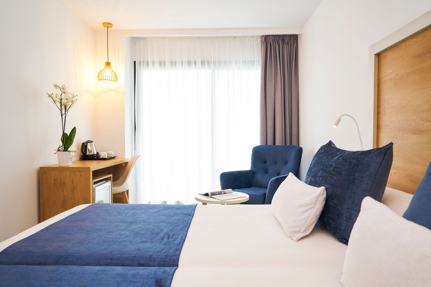 El-Puerto-Ibiza-Hotel---Spa-Room-33