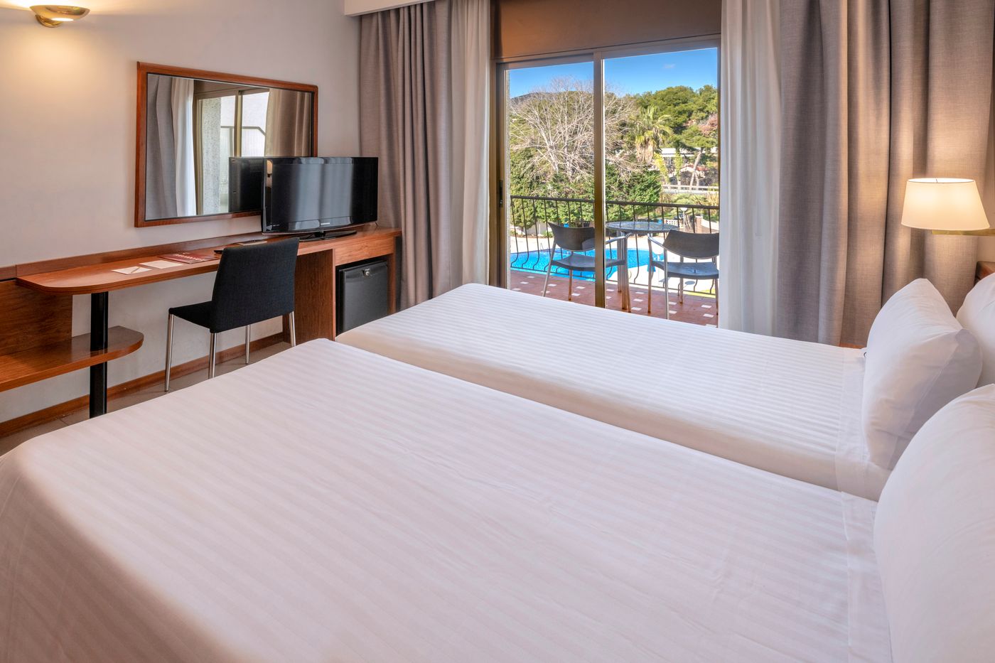 Ciudad-de-Castelldefels-Room-15