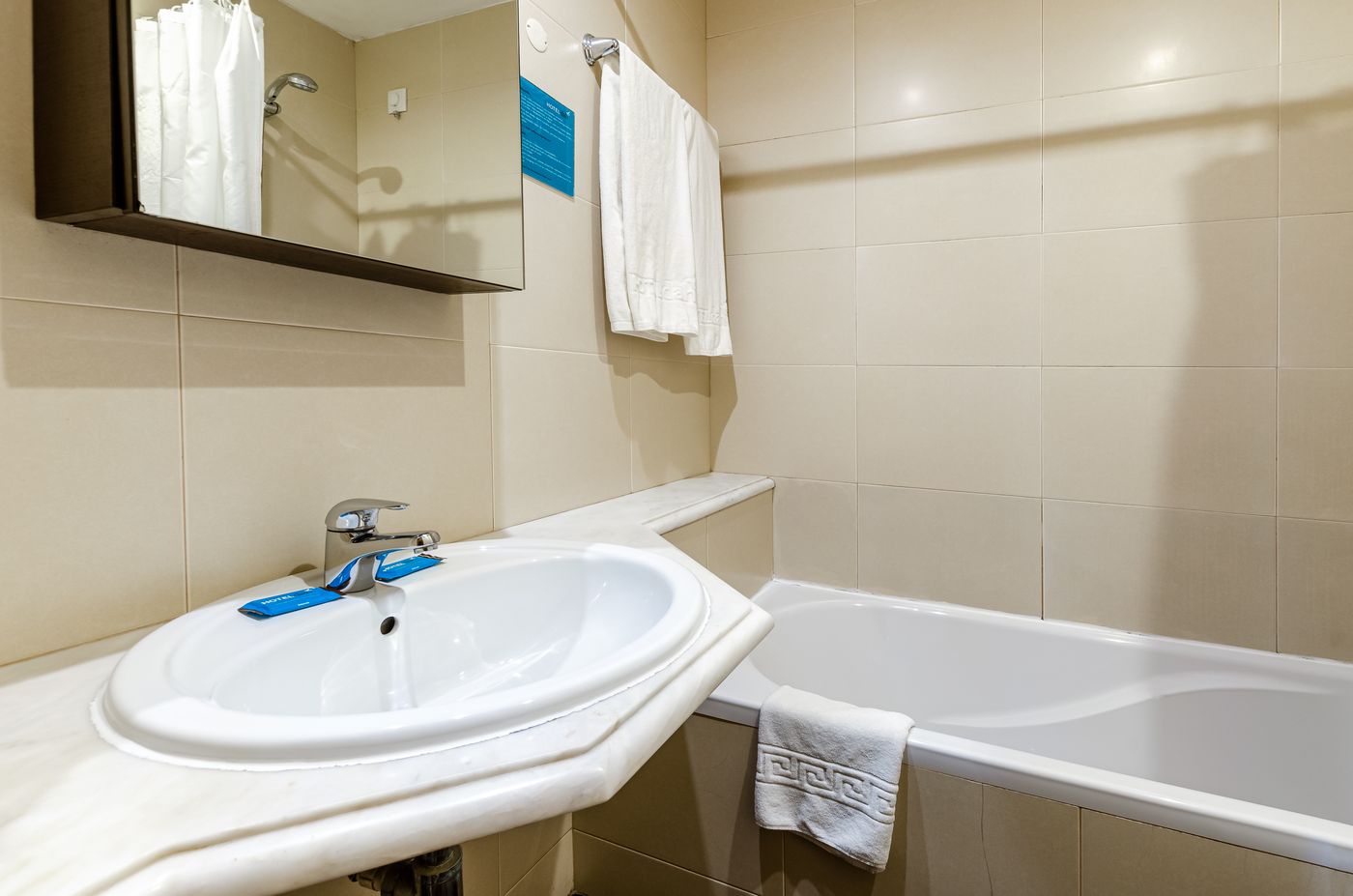 DAH-Dom-Afonso-Henriques-Room-34