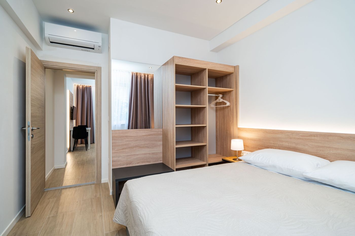 Bacan-Serviced-Apartments-Room-33