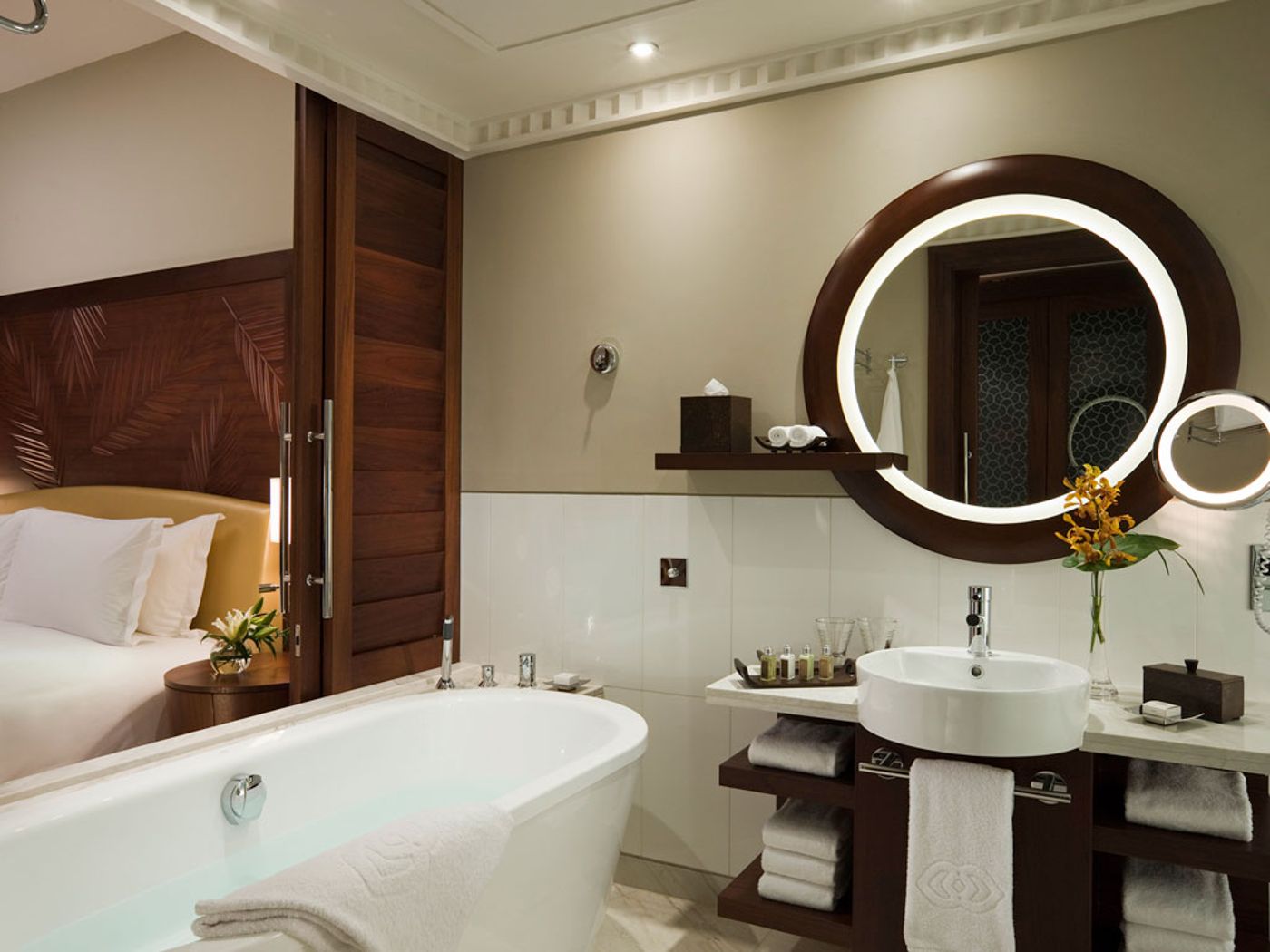 Sofitel-Dubai-Jumeirah-Beach-Room-41