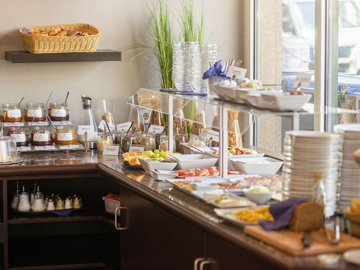 Berlin-Mitte-by-Campanile-Restaurant-57