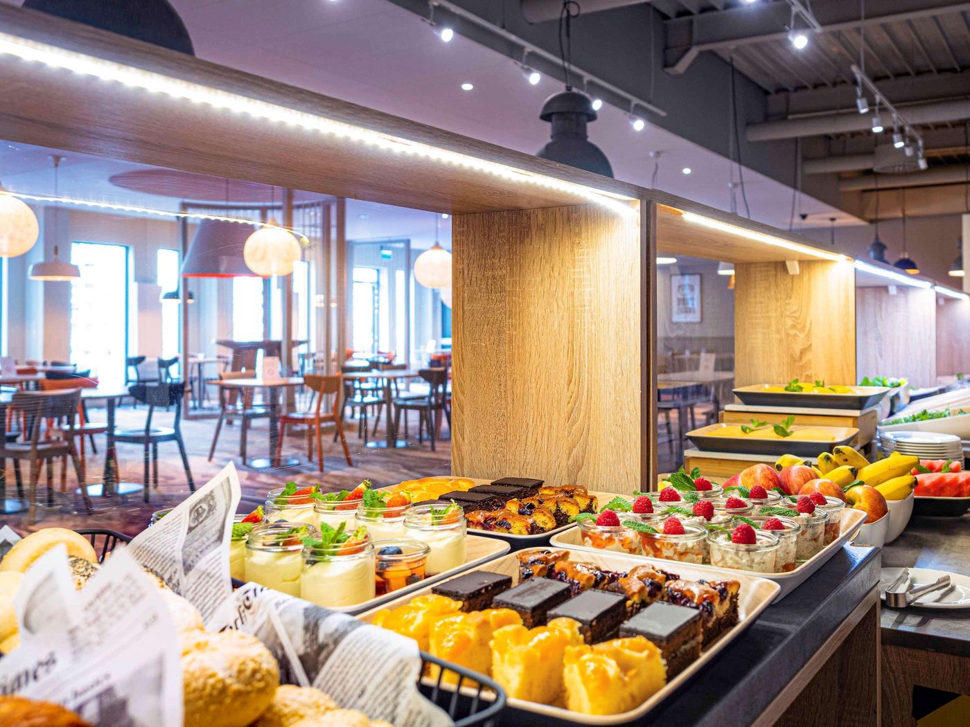 Novotel-Krakow-City-West-Restaurant-82