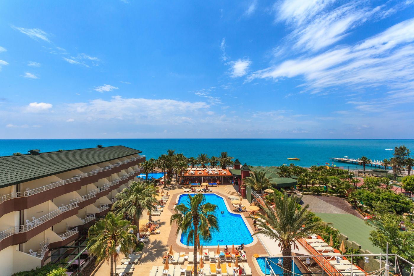 Galeri-Resort-Hotel-Pool-11