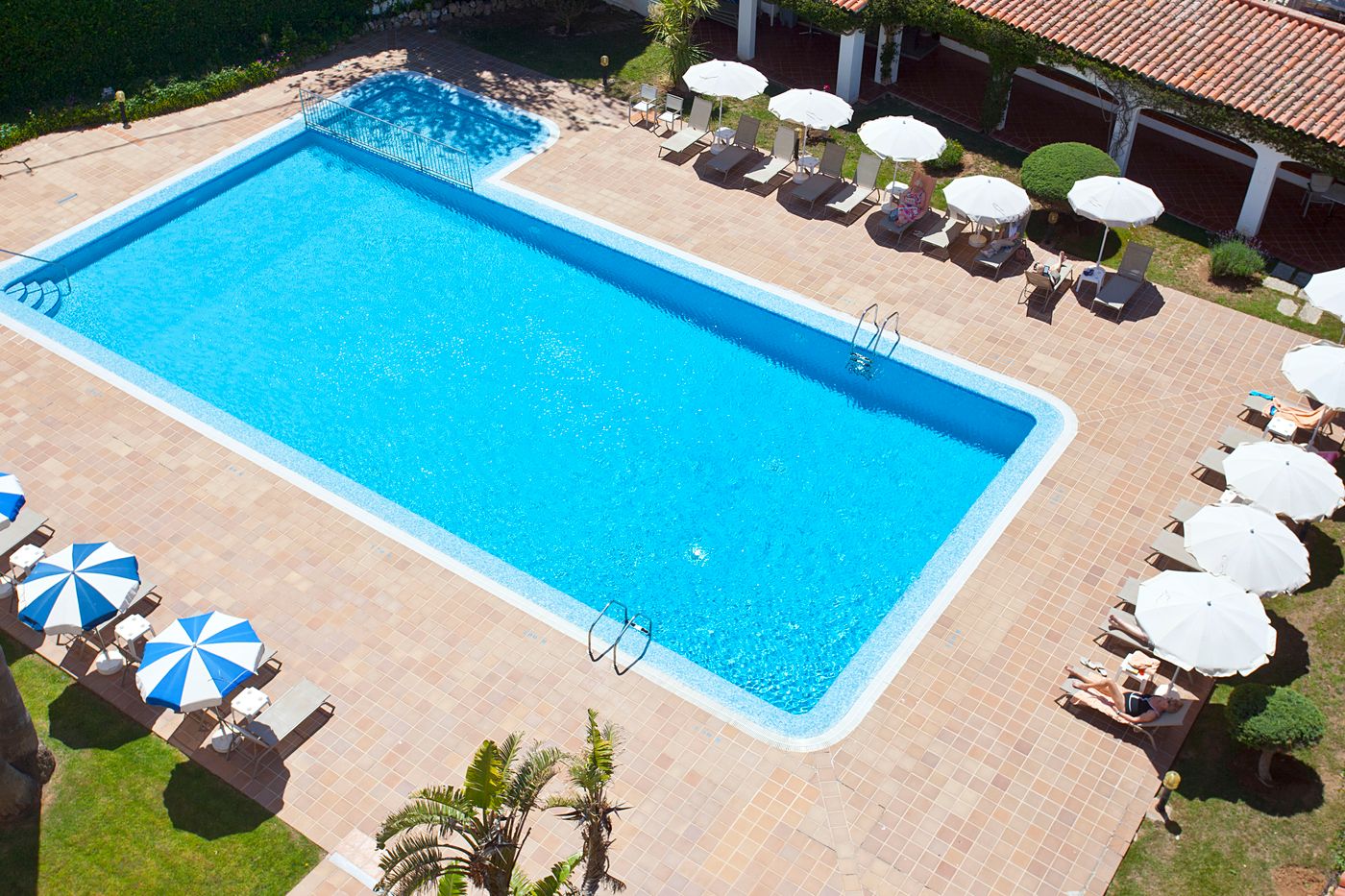 Set-Hotel-Agamenon-Pool-9