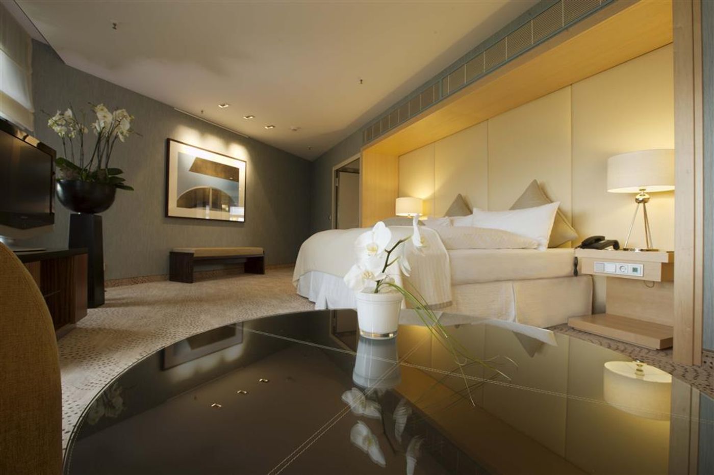 Sheraton-Berlin-Grand-Hotel-Esplanade-General-view-42