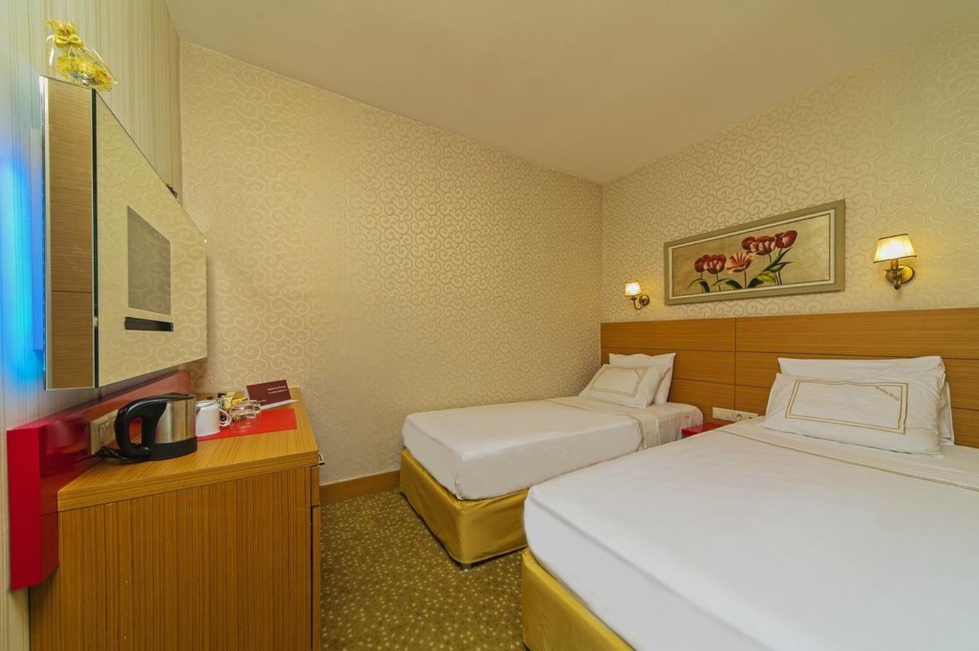 Almina-Hotel-Istanbul-Room-17