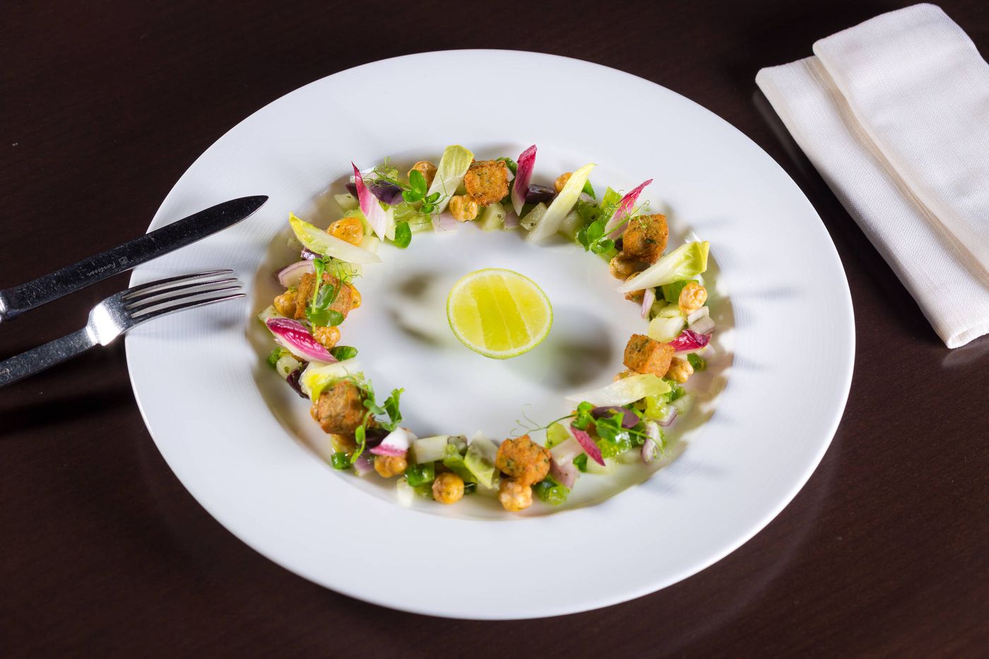 Jumeirah-Emirates-Towers-Restaurant-43