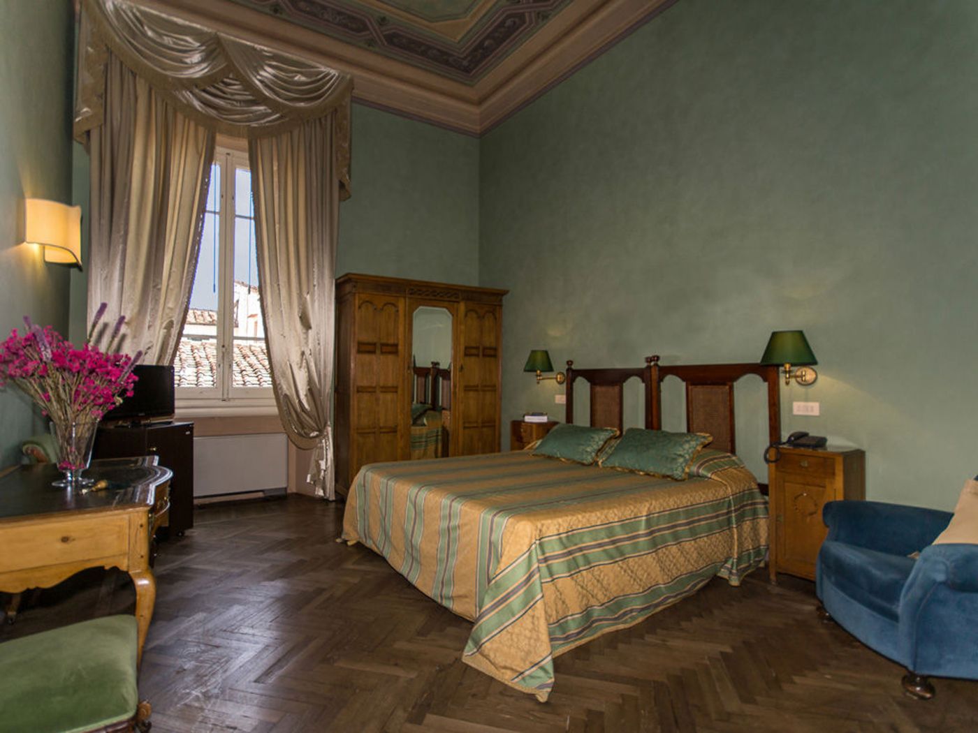 Loggiato Dei Serviti - Italy - FLORENZ  - Room - 7