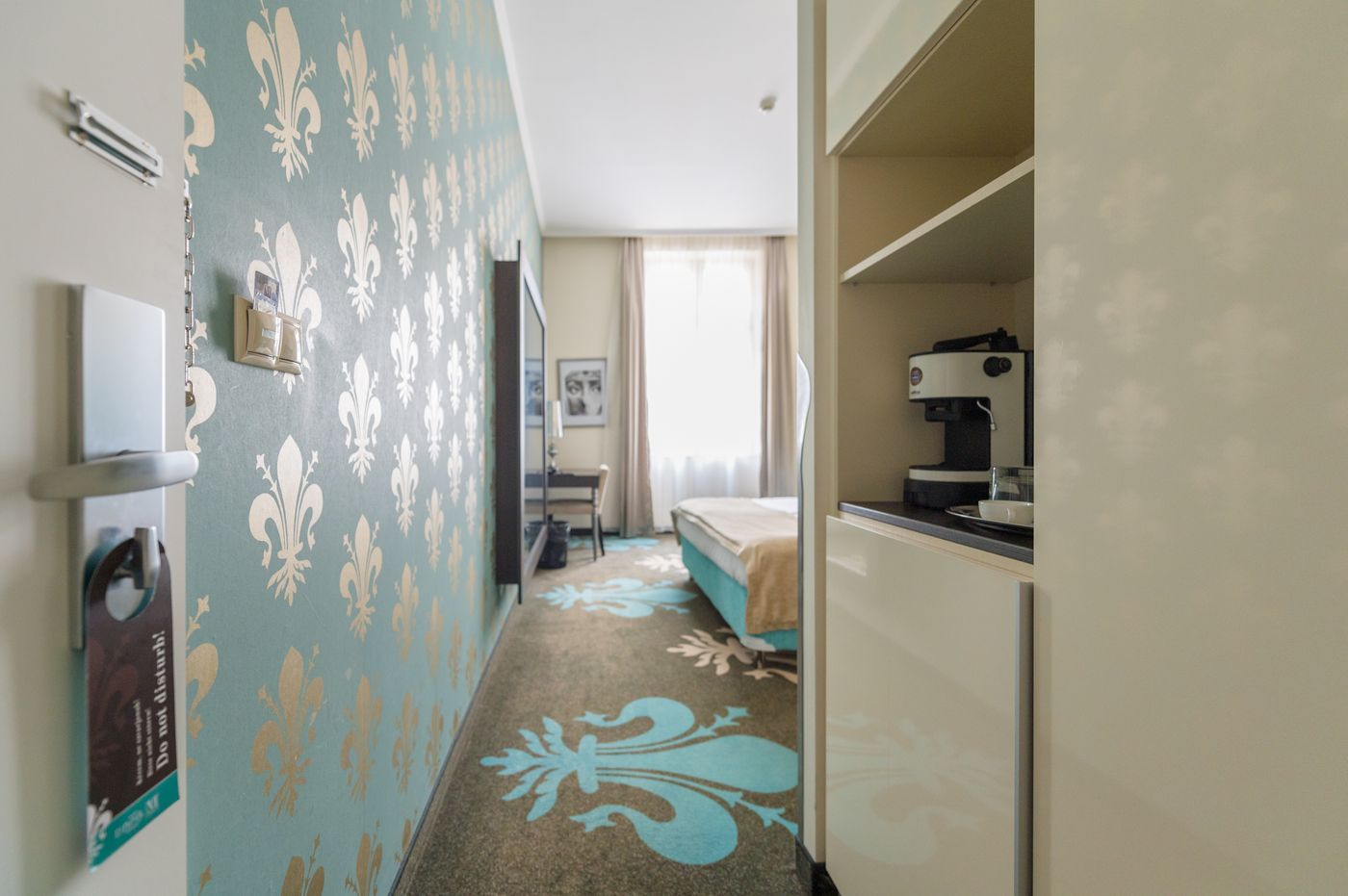 La-Prima-Fashion-Hotel-Room-31