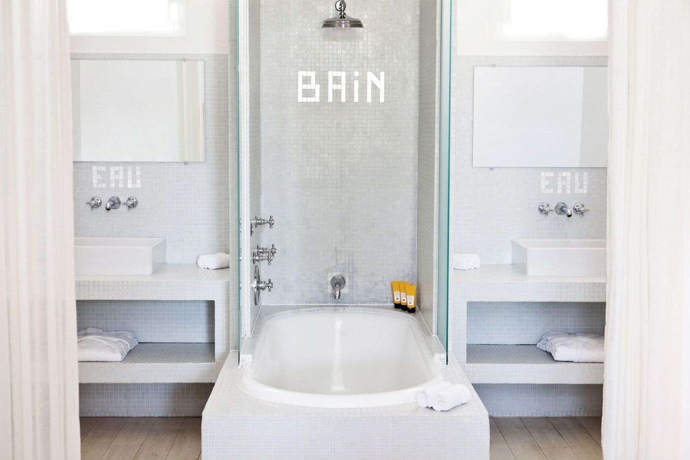 White-1921-Saint-Tropez-Room-47