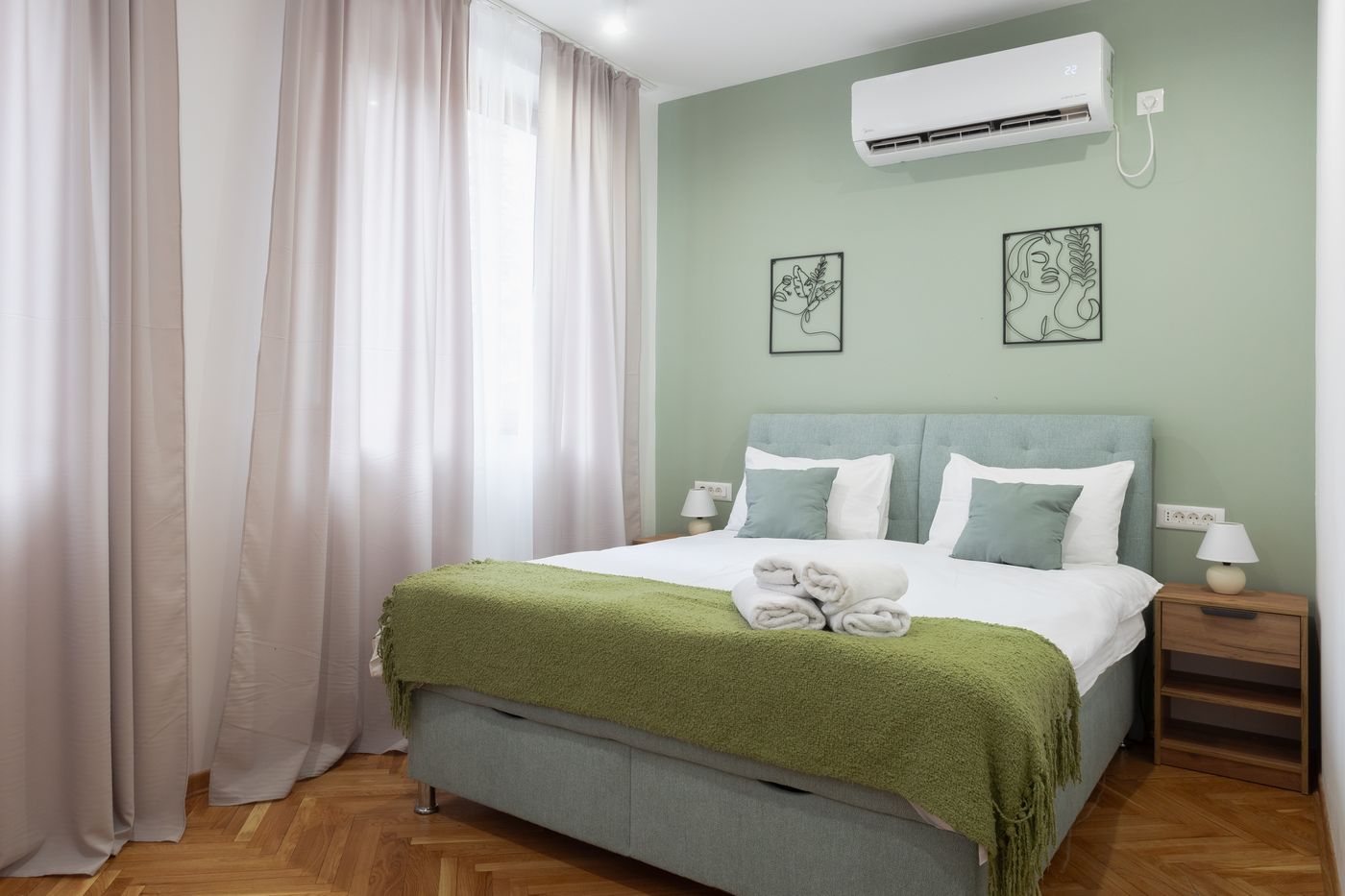Fera-Serbia-Beograd-Room-8