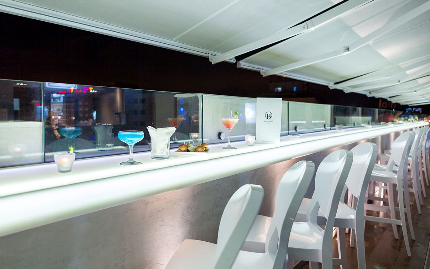 Business-Hotel-Restaurant-11