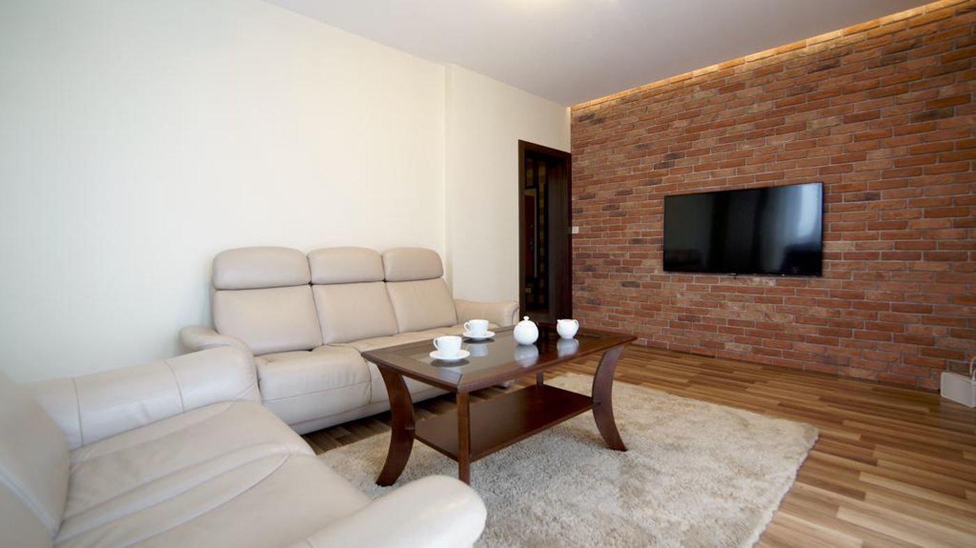 Senator-Warsaw-Apartments-Room-29