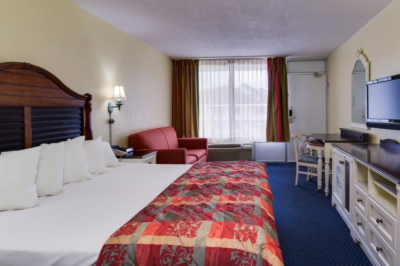 Seralago Hotel and Suites