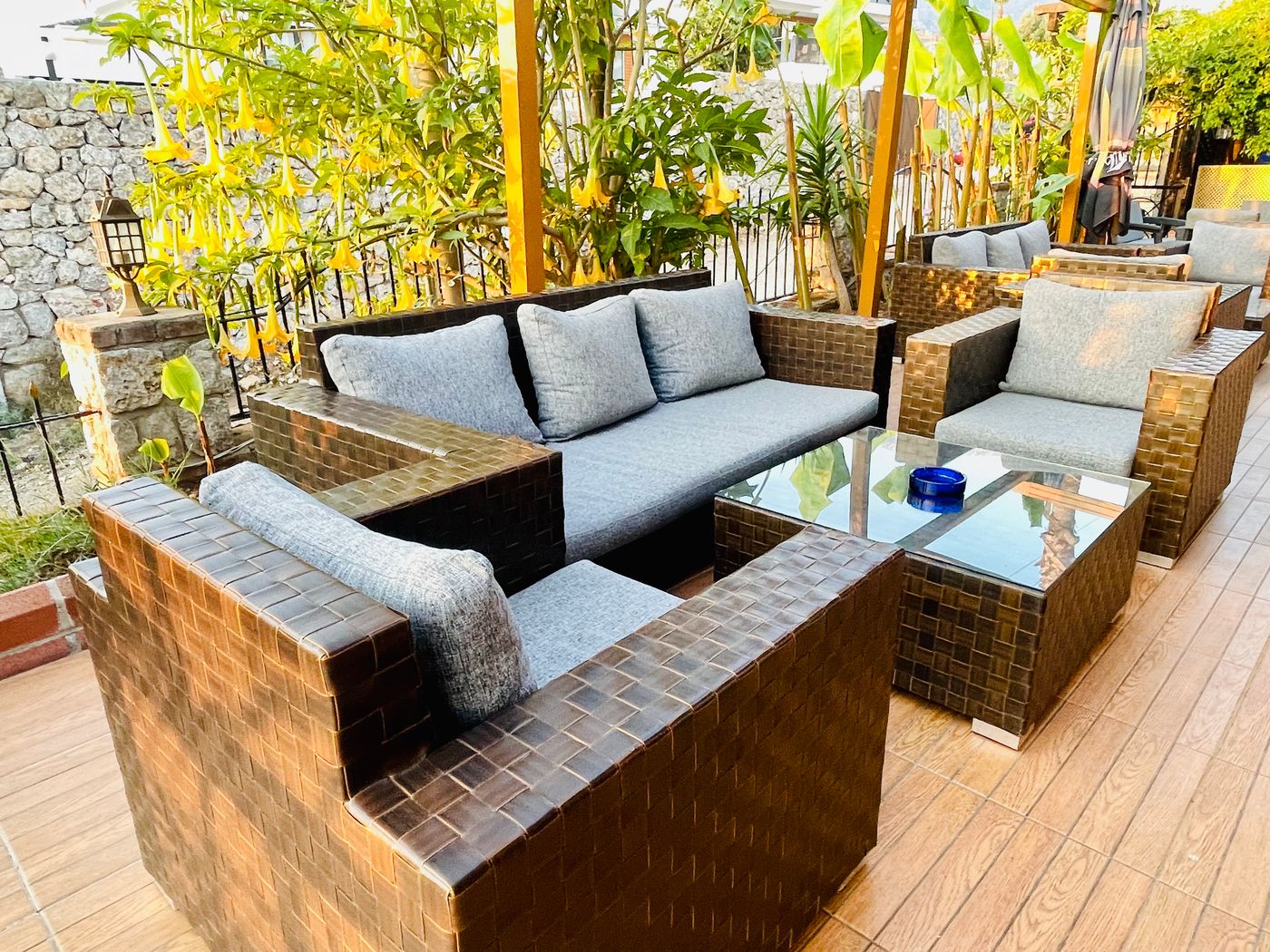 Mountain Valley Apartments 