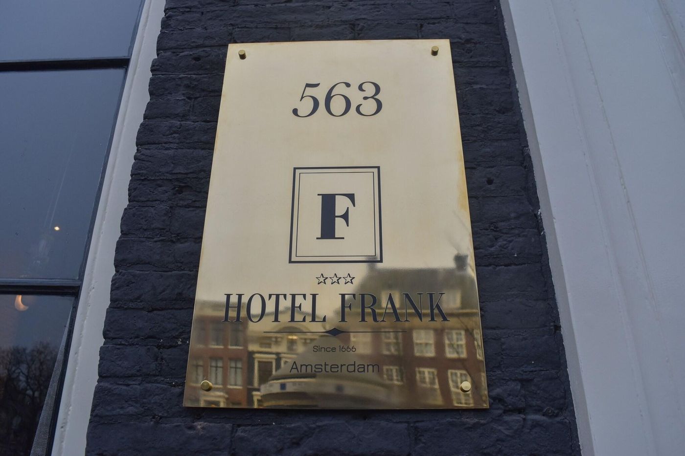 Hotel-Frank-Since-1666-General-view-9