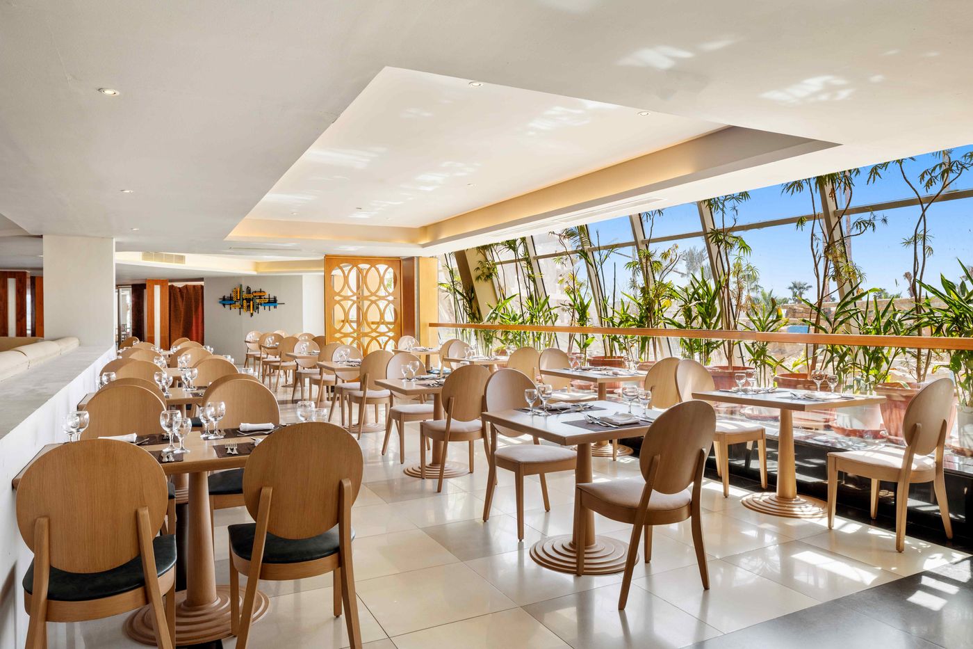 Hilton-Sharks-Bay-Resort-Restaurant-63