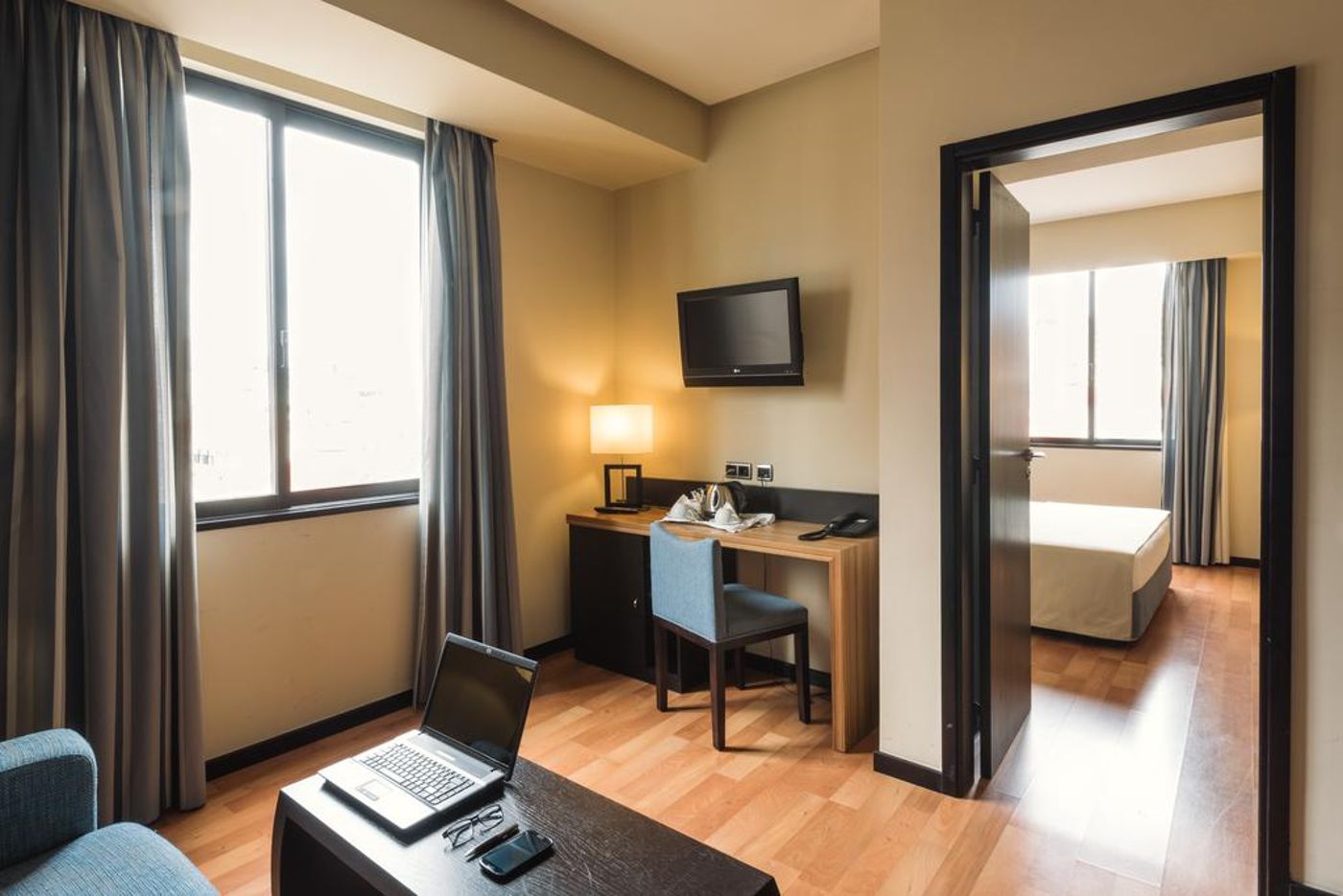 Hotel-Lisboa-Room-1