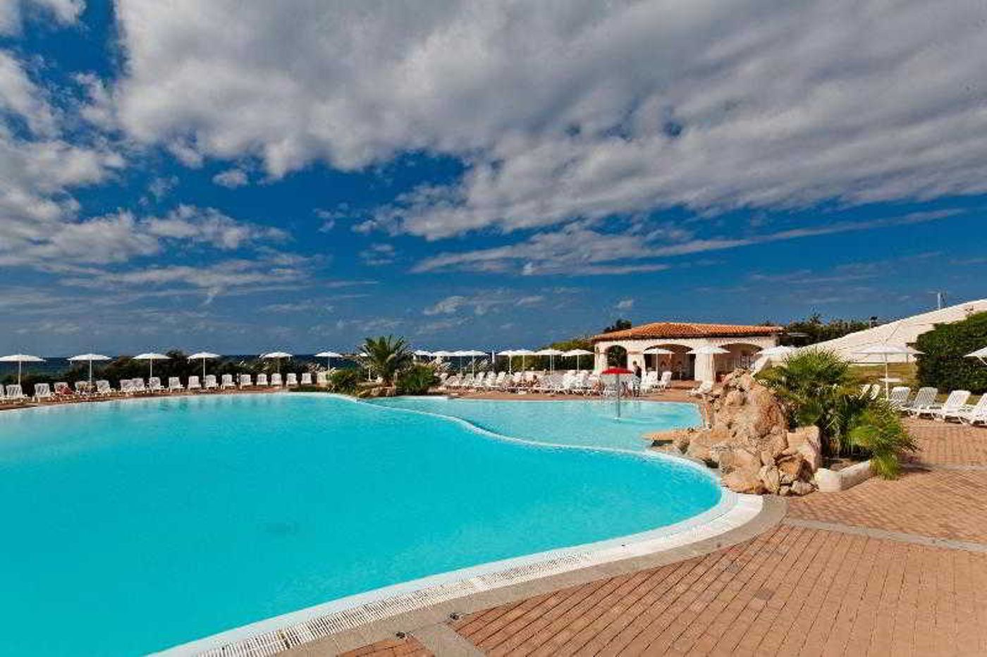 Acqua-di-Mare-Hotel-e-Resort-Pool-4