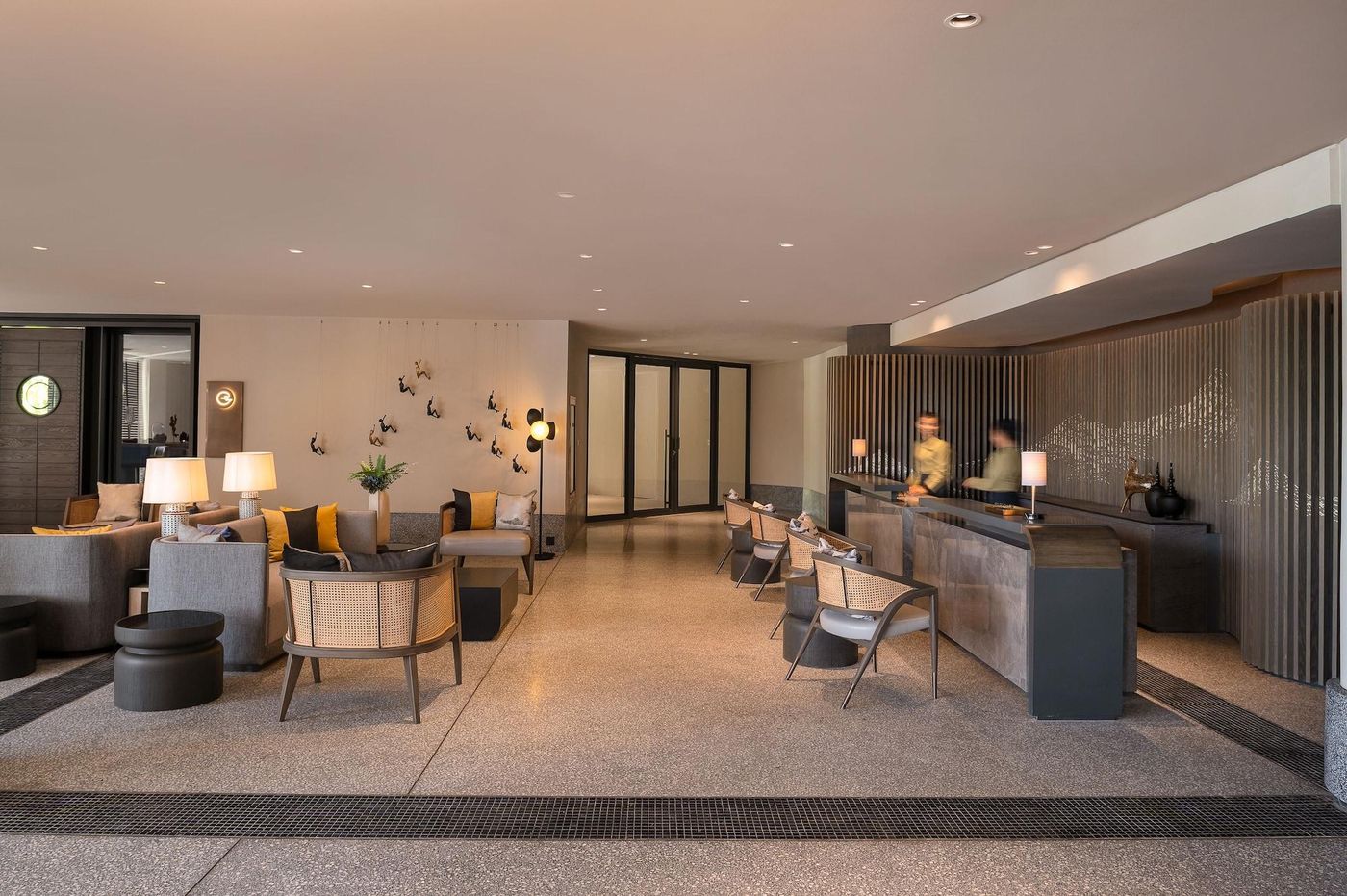 Cross Pattaya Pratamnak-Thailand-Pattaya-Lobby-6