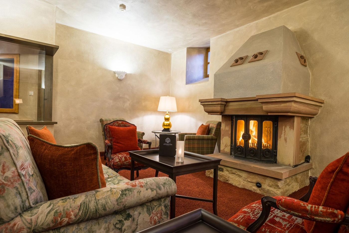 Schlosshotel Weyberhöfe - Germany - SAILAUF  - Lobby - 8