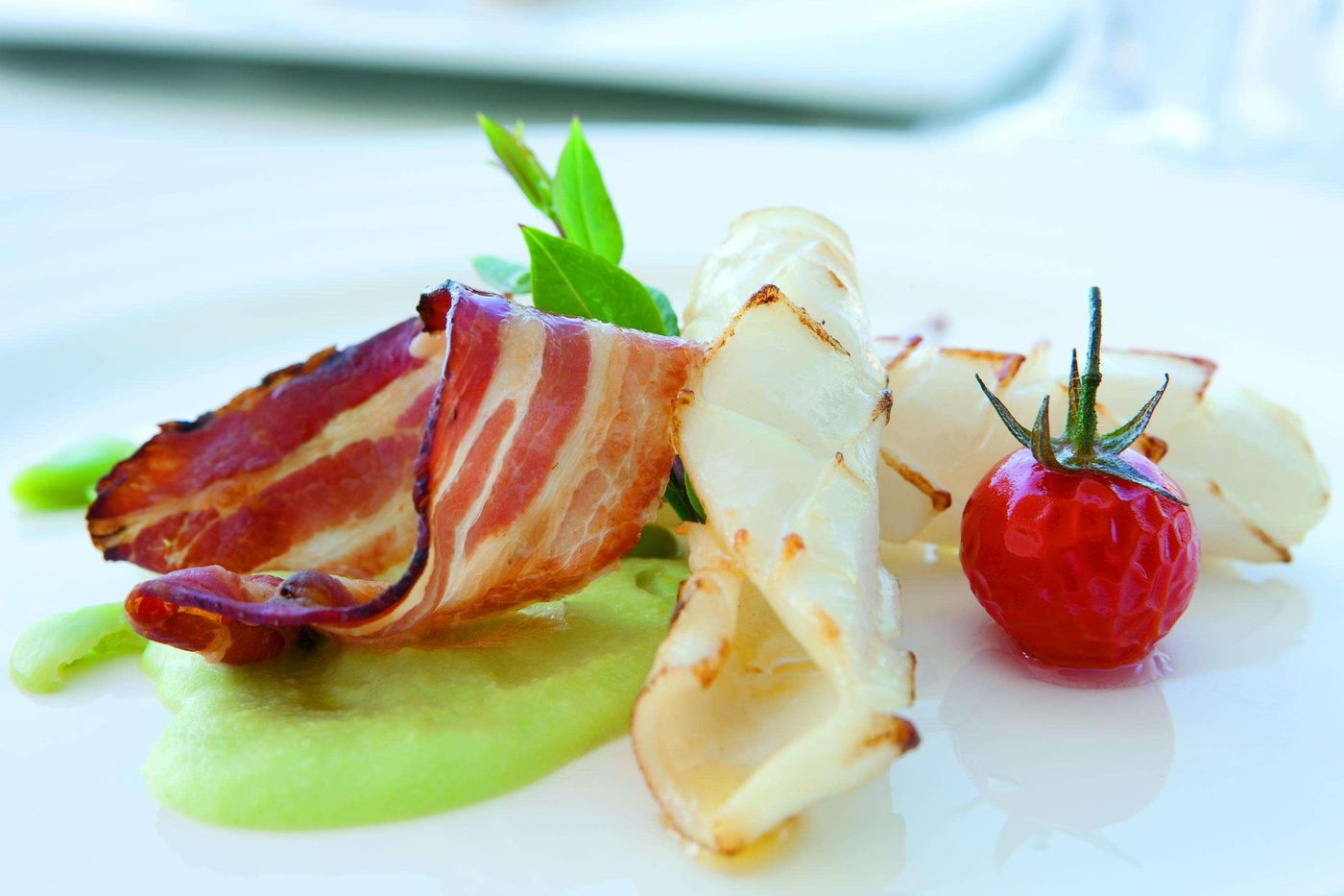 Double-Tree-by-Hilton-Hotel-Olbia-Restaurant-18