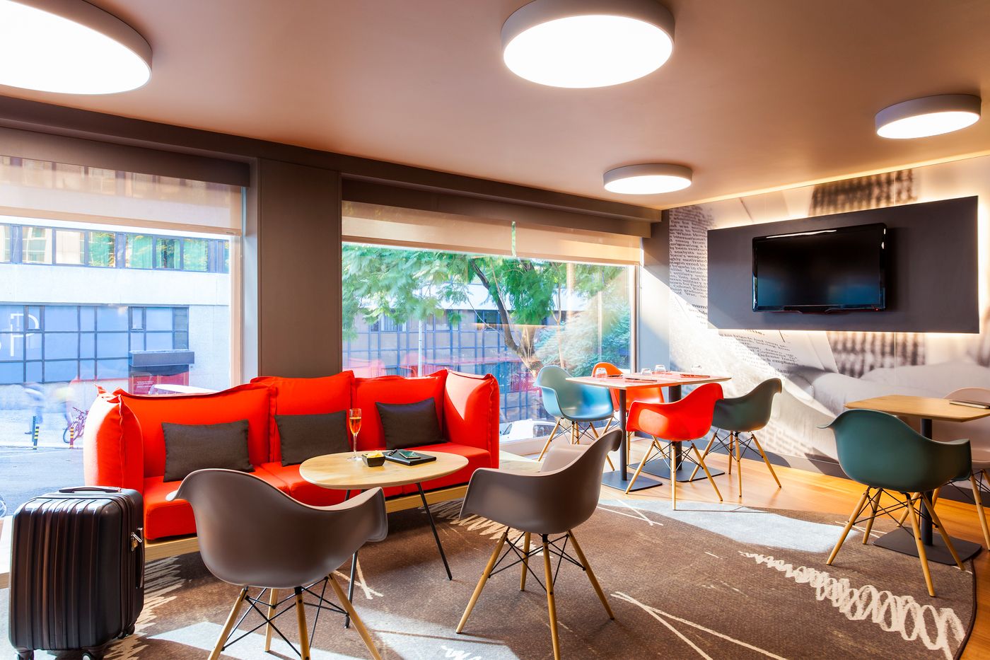 Ibis-Lisboa-Liberdade-Bar-17