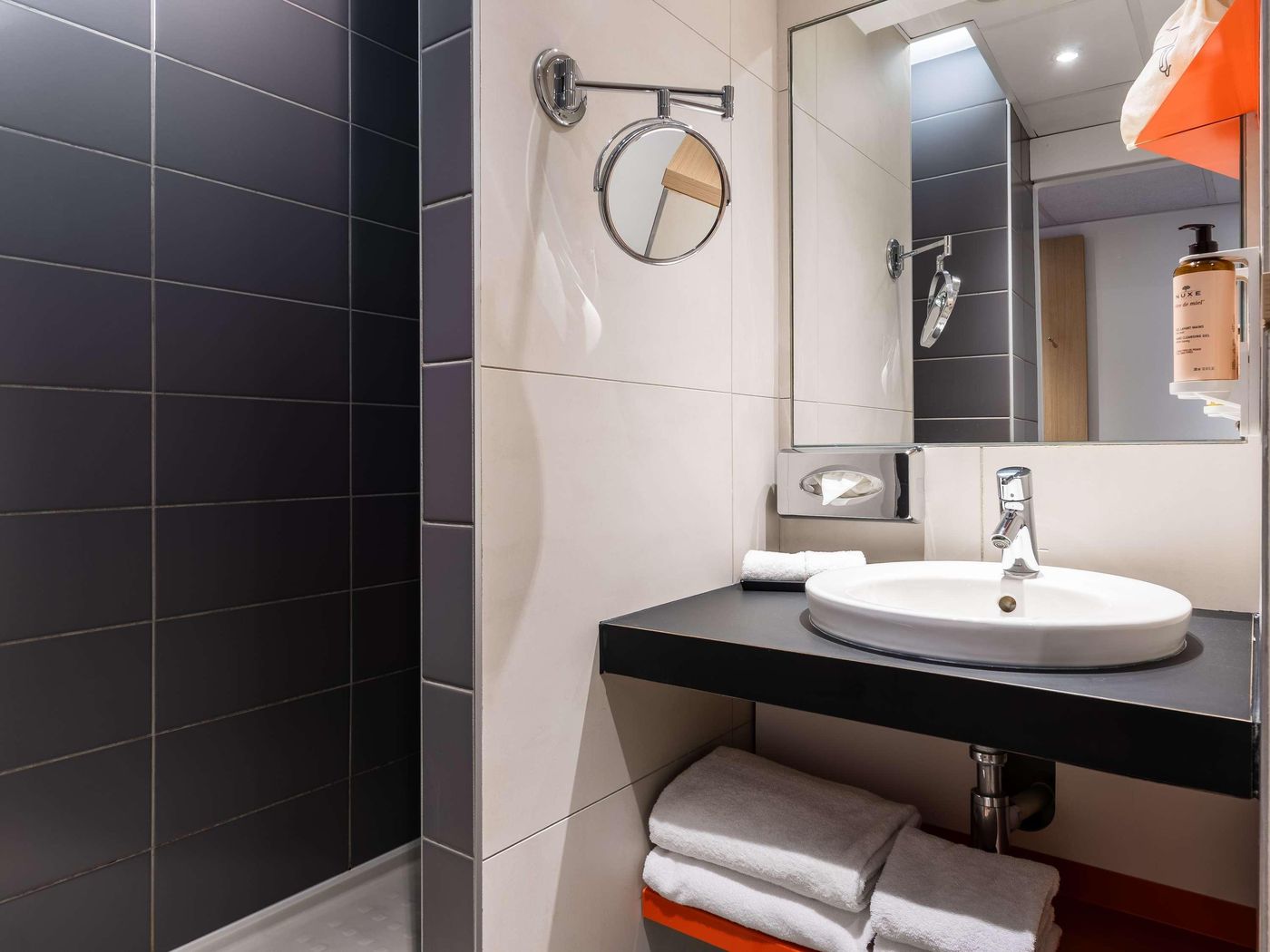 Mercure-Paris-Gare-de-Lyon-TGV-Room-57