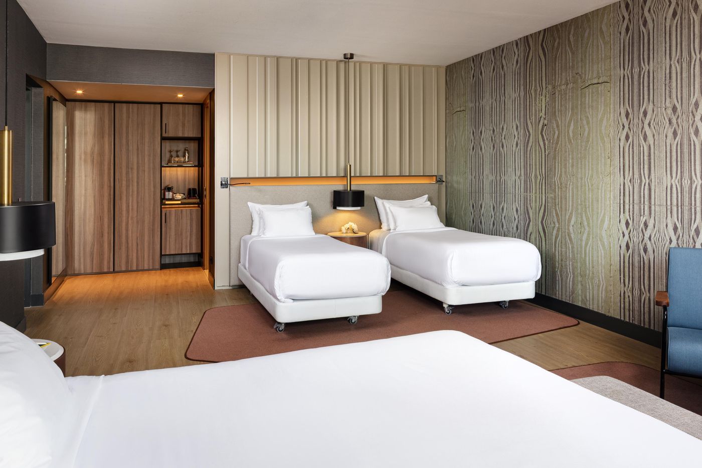 NH-Collection-Amsterdam-Flower-Market-Room-10