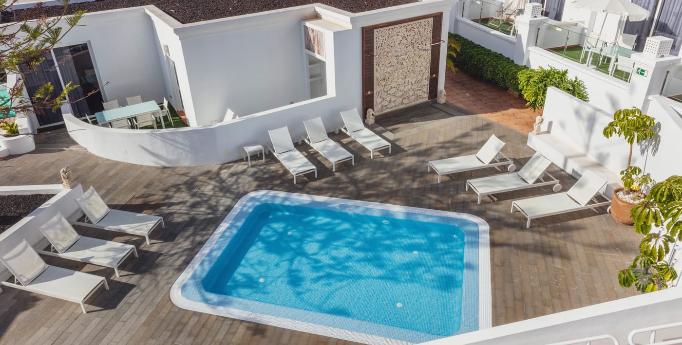 Flamingo-Beach-Mate-Pool-4