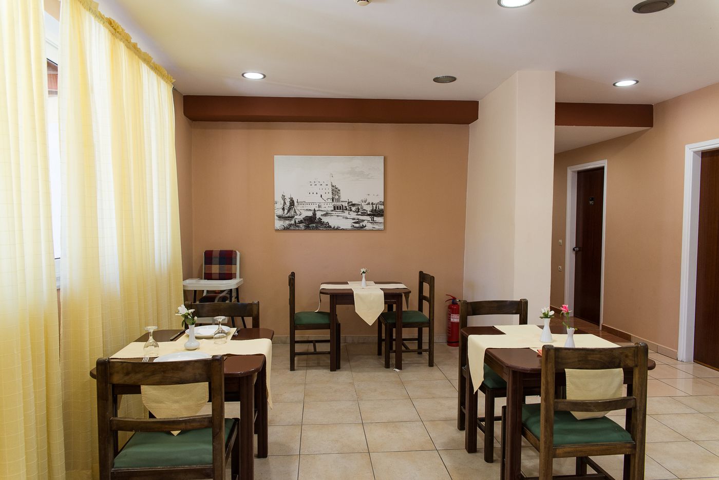 Perkes-Hotel-Restaurant-22