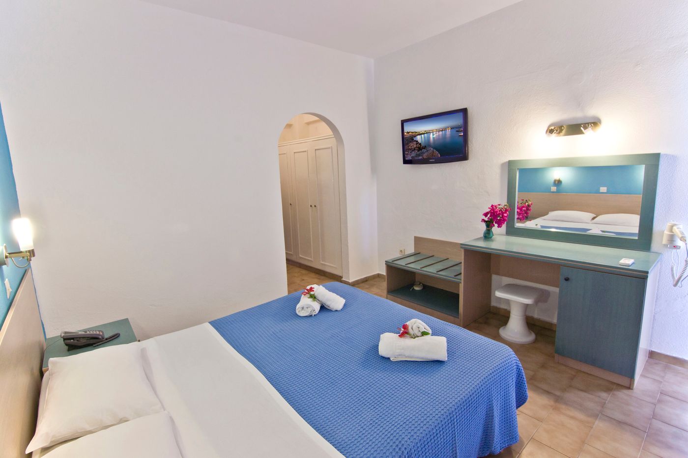 Argo-Hotel---Adult-Only-Room-11